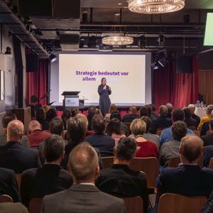 Fachmedien (46 Von 159)