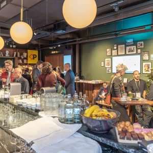 Fachmedien (18 Von 159)