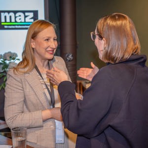 Fachmedien (146 Von 159)